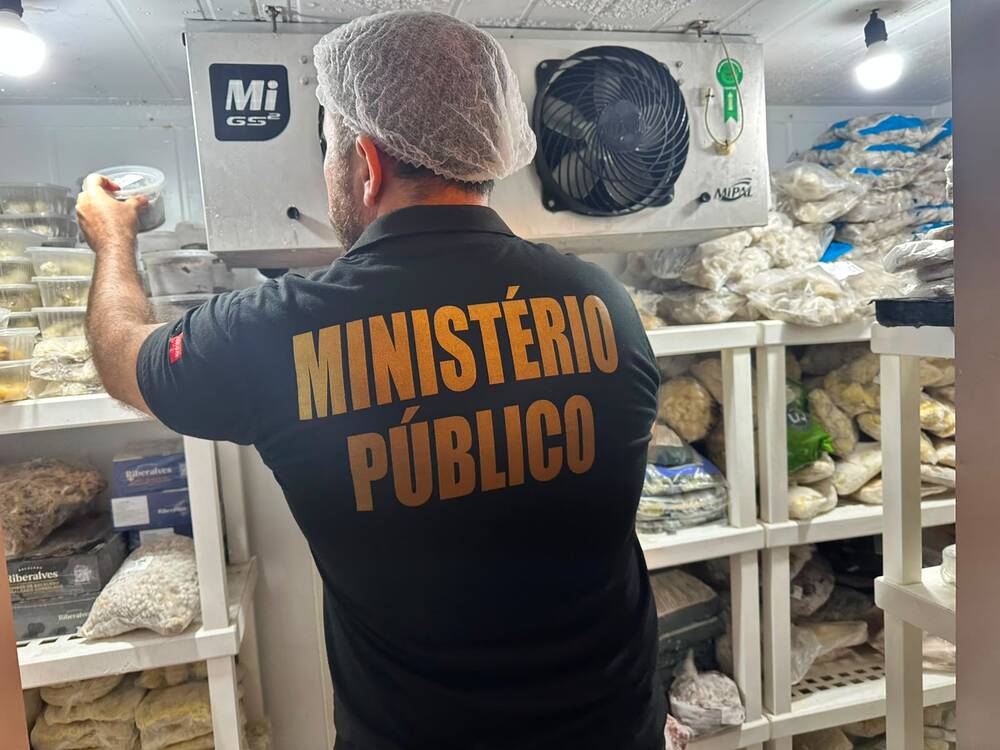 Fiscalização interdita restaurante e reinterdita outros dois, em Bananeiras