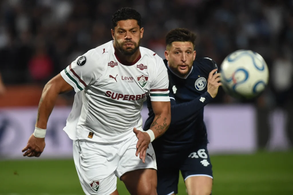 Fluminense avança, e Hulk segue como único representante da Paraíba na Libertadores