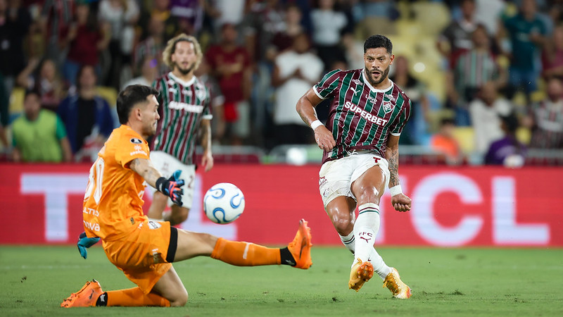 Fluminense vence com o 1° gol de Hulk na Libertadores 2026 e encaminha vaga na semifinal