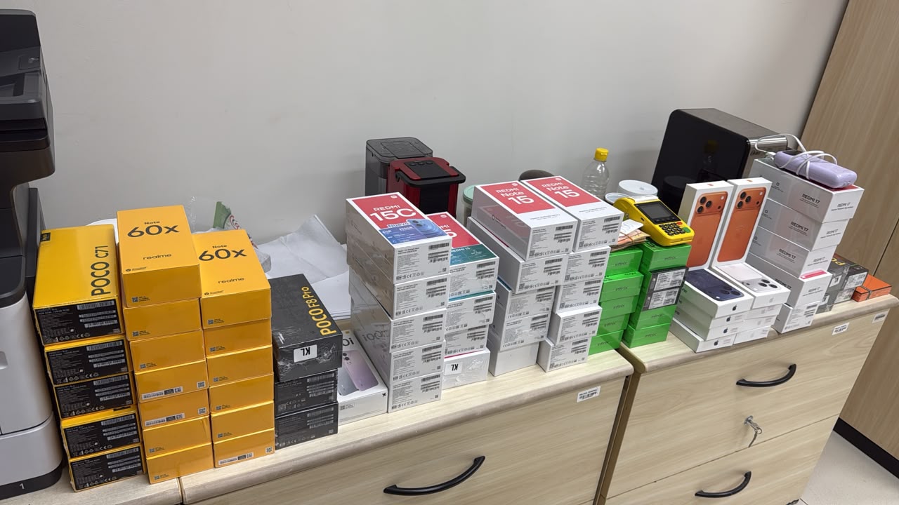 Homem é preso com mais de 80 celulares e outros produtos irregulares, em Campina Grande