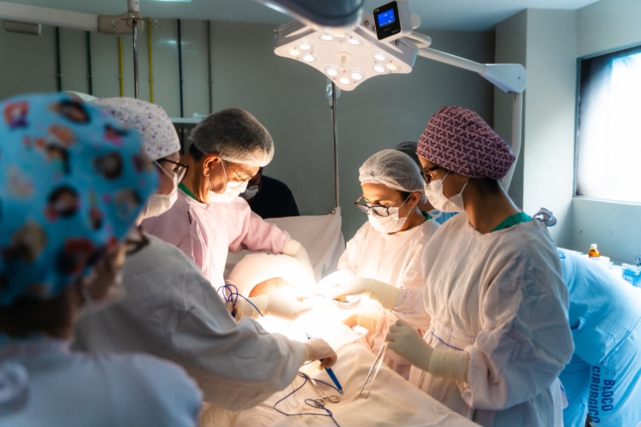 Hospital de João Pessoa realiza primeiro parto de quadrigêmeos da história da maternidade