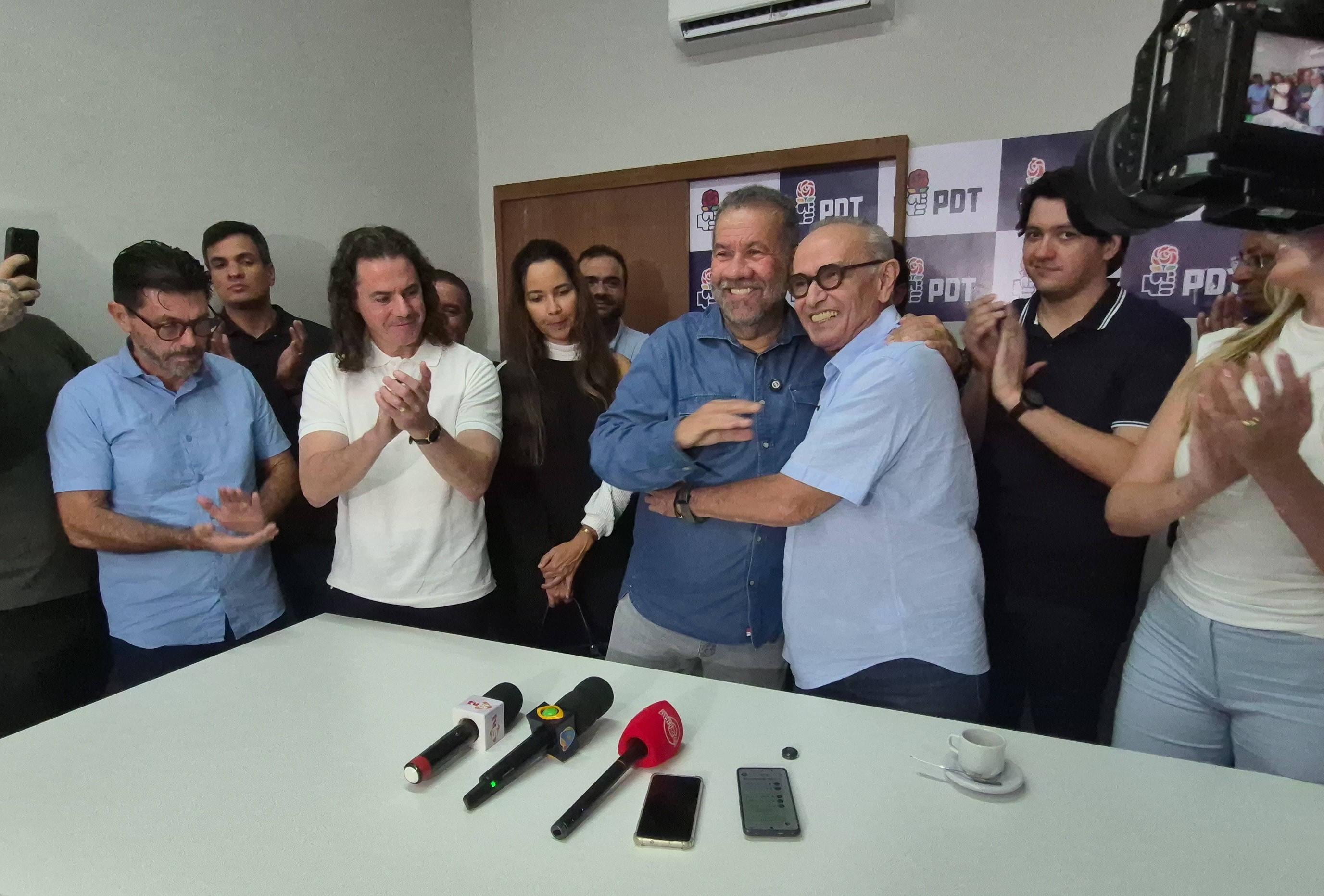 Lupi confirma apoio do PDT a Cícero e Veneziano e diz que Rafaella será mantida no partido