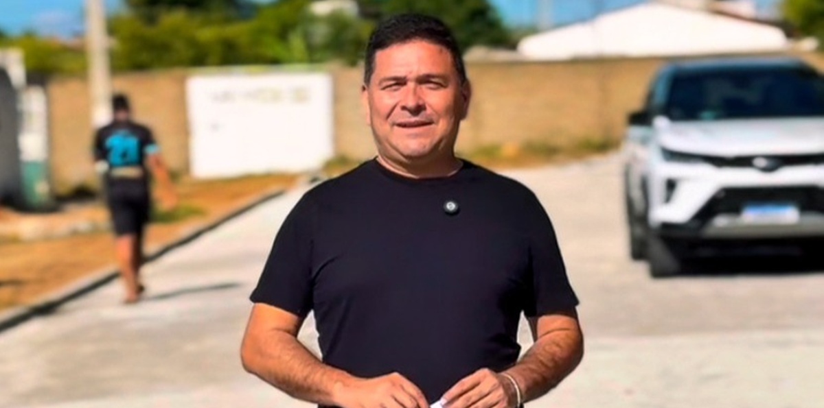 MP processa prefeito de Condado por nomear esposa secretária e ela fazer curso durante o trabalho