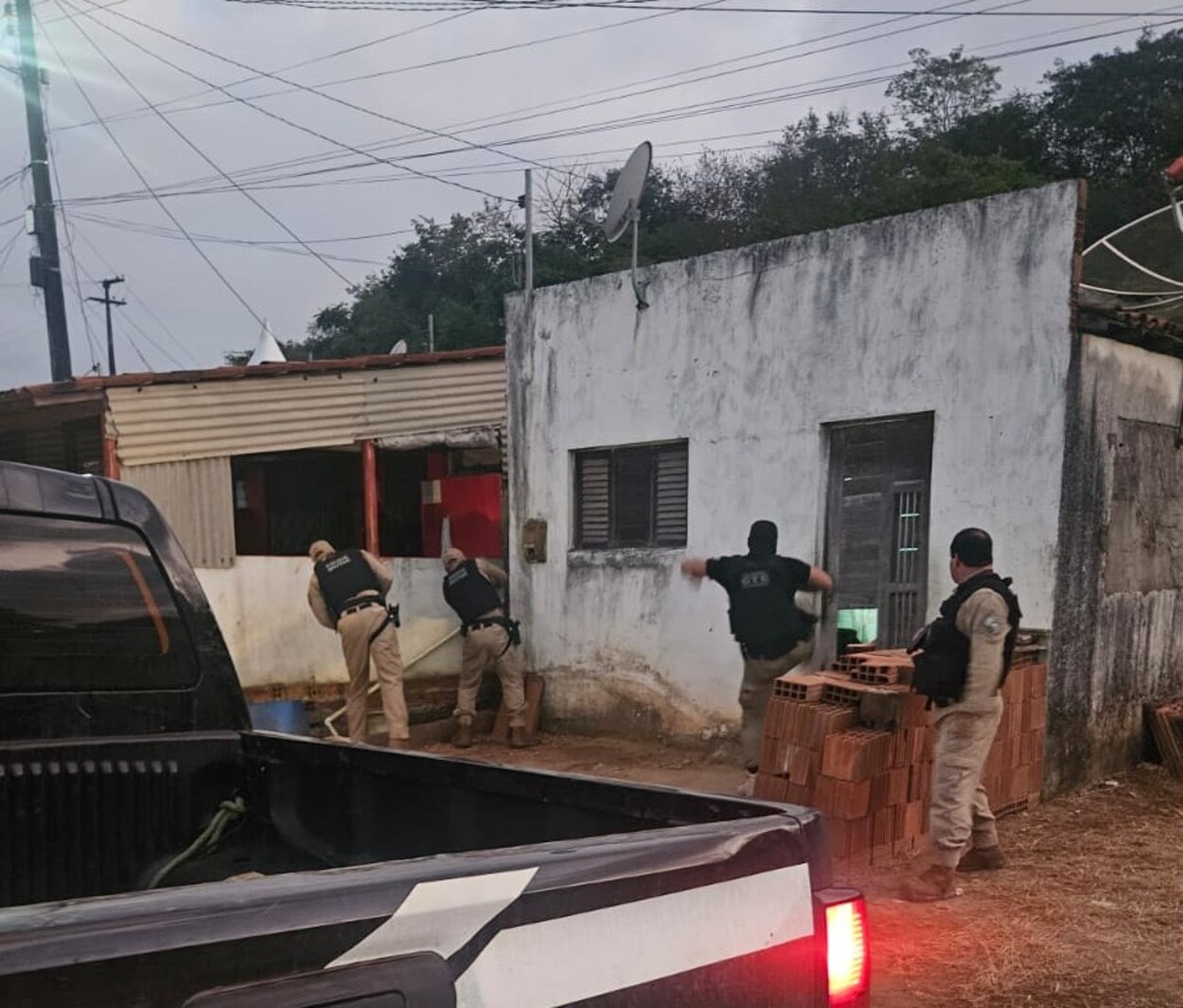 Operação cumpre mandados contra suspeitos de envolvimento com crimes no Brejo da PB