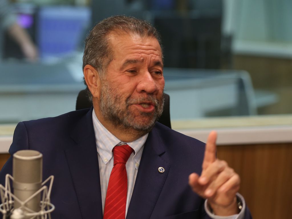 "PDT está sendo desprestigiado", diz Lupi sem confirmação de Camaraense na vice de Lucas; ouça