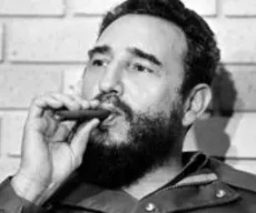 Ipojuca Pontes matou Fidel num artigo há 10 anos. E Fidel continua vivo!
