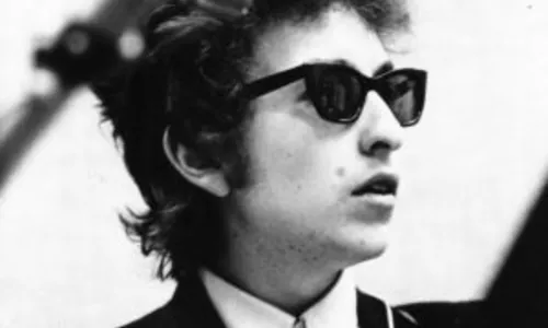 
				
					Bob Dylan, o bardo judeu romântico de Minnesota, é Nobel de Literatura!
				
				