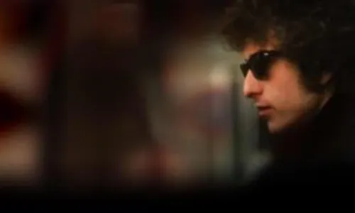 
				
					Bob Dylan não vai à Suécia receber o Nobel de Literatura
				
				