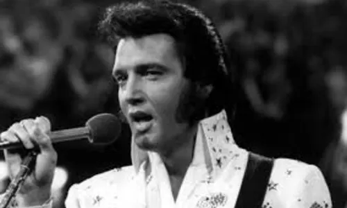 
				
					Elvis Presley morreu há 40 anos. Elvis está vivo!
				
				