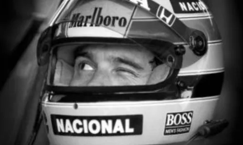 
				
					Ayrton Senna pisca o olho. Evandro Teixeira eterniza
				
				