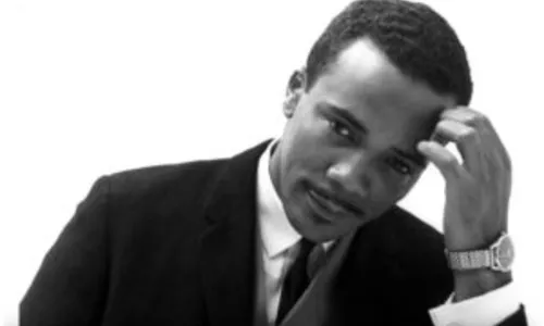 
				
					Quincy Jones e seus caminhos. Jazz e pop. Música e indústria
				
				