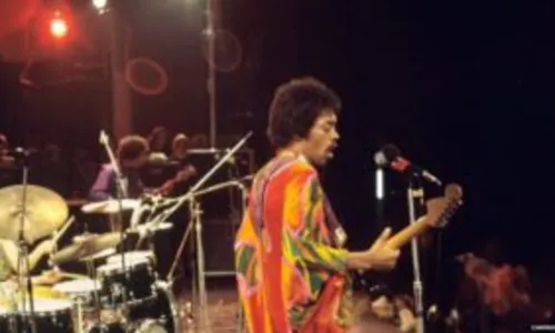 
				
					O dia em que Gilberto Gil conheceu Jimi Hendrix
				
				
