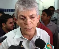 Justiça Eleitoral intima Ricardo Coutinho em ação contra Jacó Maciel