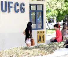 Grupo armado assalta agência bancária dentro de campus da UFCG