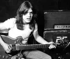 Morre aos 64 anos Malcolm Young, guitarrista do AC/DC