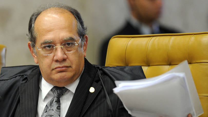 
				
					Gilmar Mendes suspende uso de condução coercitiva para interrogatórios
				
				