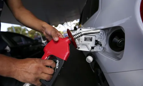 
                                        
                                            Aumento de R$ 0,10 no preço do litro da gasolina é constatado em João Pessoa
                                        
                                        