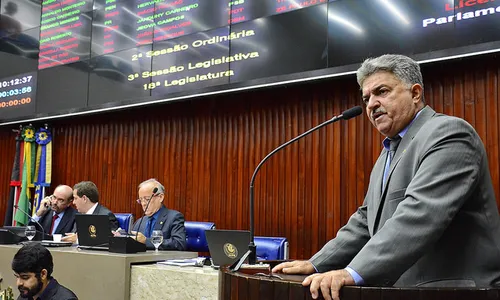 
                                        
                                            João Gonçalves assume Articulação Política nesta quarta
                                        
                                        