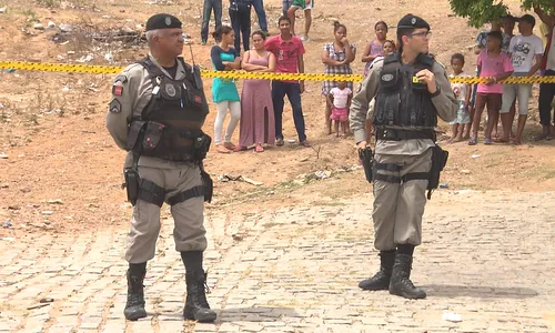 
                                        
                                            Bandidos matam um homem e deixam outro ferido em Campina Grande
                                        
                                        