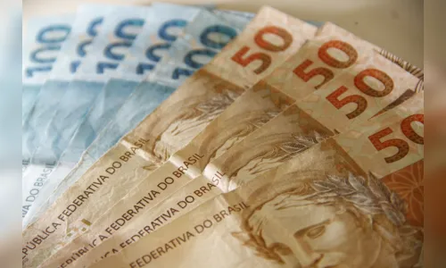 
				
					Michel Temer assina decreto definindo valor do novo salário mínimo para 2018
				
				