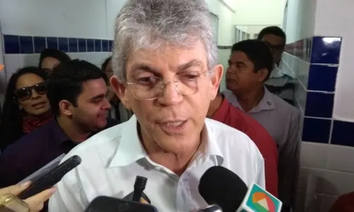 
                                        
                                            Justiça Eleitoral intima Ricardo Coutinho em ação contra Jacó Maciel
                                        
                                        