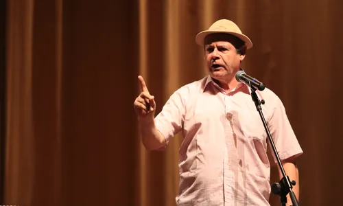 
                                        
                                            Zé Lezin apresenta show de humor em João Pessoa nesta quarta e quinta
                                        
                                        