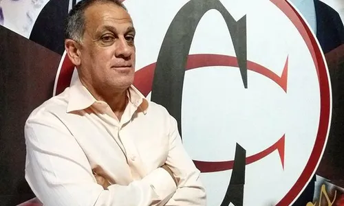 
                                        
                                            Celso confia que a política da Raposa não vai interferir na montagem do elenco
                                        
                                        