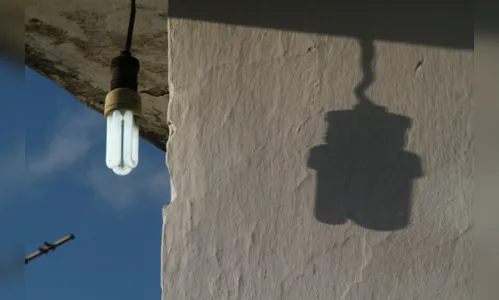 
				
					Moradores de 12 municípios da Paraíba poderão trocar lâmpadas gratuitamente este mês
				
				