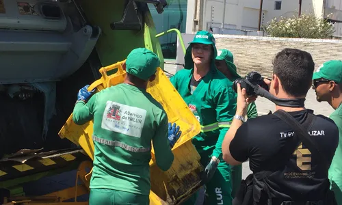 
                                        
                                            Padre Reginaldo Manzotti vive dia de gari em João Pessoa
                                        
                                        