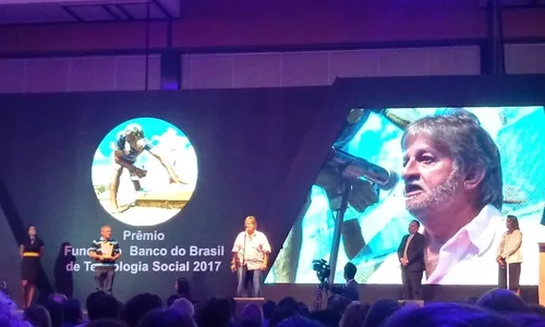 
                                        
                                            Paraibano que desenvolveu dessalinizador solar é premiado em concurso nacional
                                        
                                        