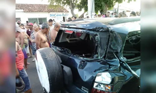 
				
					Trem colide com carro em Santa Rita, na Grande João Pessoa
				
				