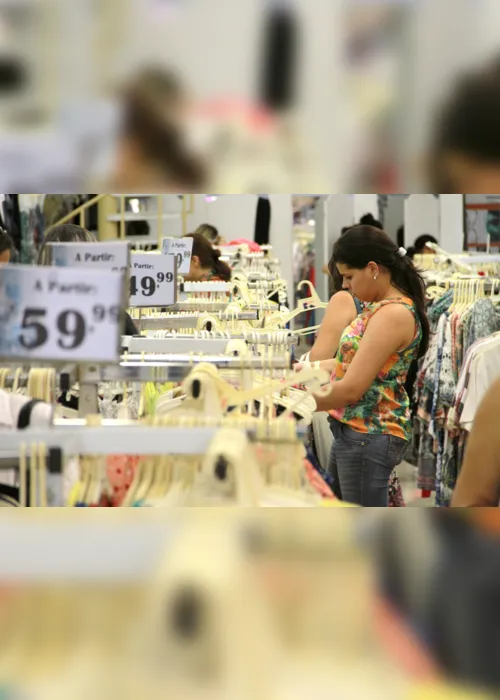 
                                        
                                            Volume de vendas no comércio varejista ampliado cresce 2,6% em 12 meses na PB, revela IBGE
                                        
                                        
