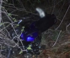Mulher morre e dois ficam feridos após colisão entre carro e moto no Sertão
