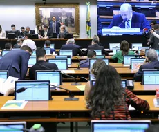 CCJ aprova PEC com eleições diretas em caso de vacância da Presidência