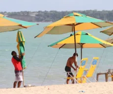 Banhistas devem evitar 10 praias do litoral paraibano neste fim de semana