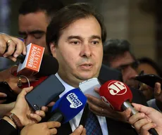 Rodrigo Maia diz que trabalha para votar reforma da Previdência em fevereiro