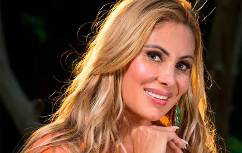 
				
					Angela Bismarchi se converte à religião evangélica e quer se tornar pastora
				
				