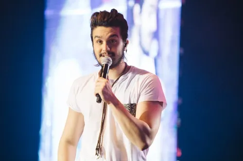 
				
					Luan Santana apresenta show da turnê ‘X Luan’ em João Pessoa
				
				