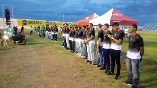 
				
					Sousa apresenta 26 jogadores do time de 2018
				
				