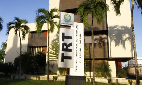 
                                        
                                            TRT suspende demissão coletiva de empregados de faculdade privada de JP
                                        
                                        