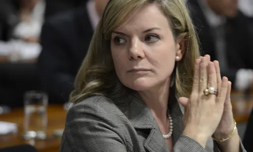 
                                        
                                            Petrobras quer que Gleisi Hoffmann devolva R$ 1 milhão aos cofres da empresa
                                        
                                        