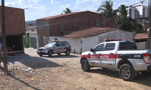 
                                        
                                            Ano novo começa violento com três homicídios em Campina Grande
                                        
                                        