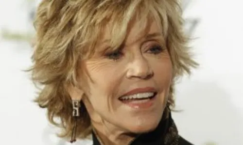 
				
					Jane Fonda, atriz, ativista e símbolo sexual, faz 80 anos
				
				