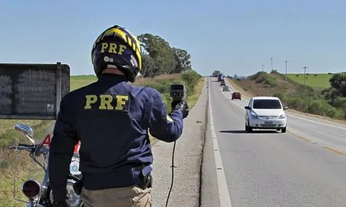 
                                        
                                            Operação 'Fim de ano' vai contar com reforço de agentes da PRF nas rodovias federais da PB
                                        
                                        