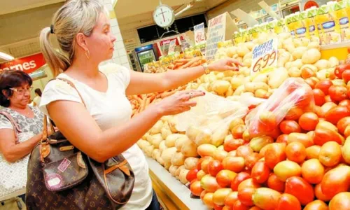 
                                        
                                            Cesta básica fica mais cara no mês de fevereiro em João Pessoa
                                        
                                        