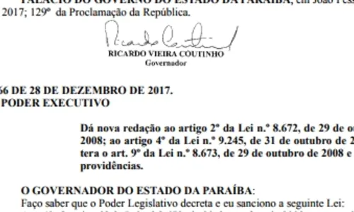 
                                        
                                            Ricardo sanciona lei que motivou paralisação da Polícia da Paraíba
                                        
                                        