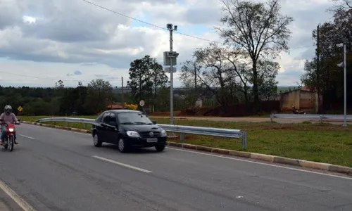 
                                        
                                            Mais de 30 radares de rodoviárias federais são desligados por cortes orçamentários
                                        
                                        