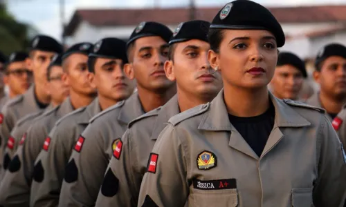 
                                        
                                            PM e Bombeiros da PB divulgam lista com 497 convocados para curso de formação
                                        
                                        