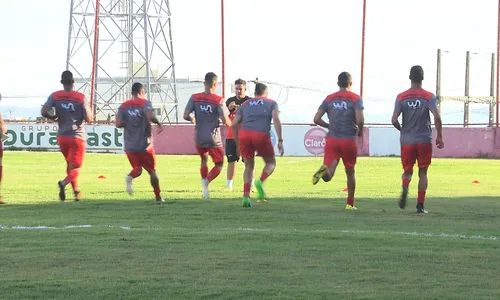 
                                        
                                            Campinense: zagueiro Fred é o segundo que deixa o clube ainda na pré-temporada
                                        
                                        