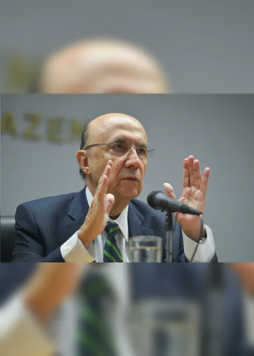 
                                        
                                            Meirelles diz que país está longe de cortar benefícios previdenciários
                                        
                                        